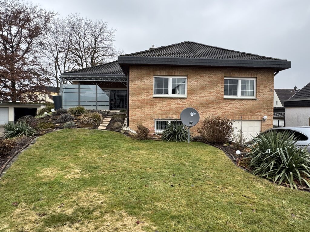 Bad Pyrmont - Großzügiger Bungalow mit Einliegerwohnung und vielseitigem Nutzungspotenzial